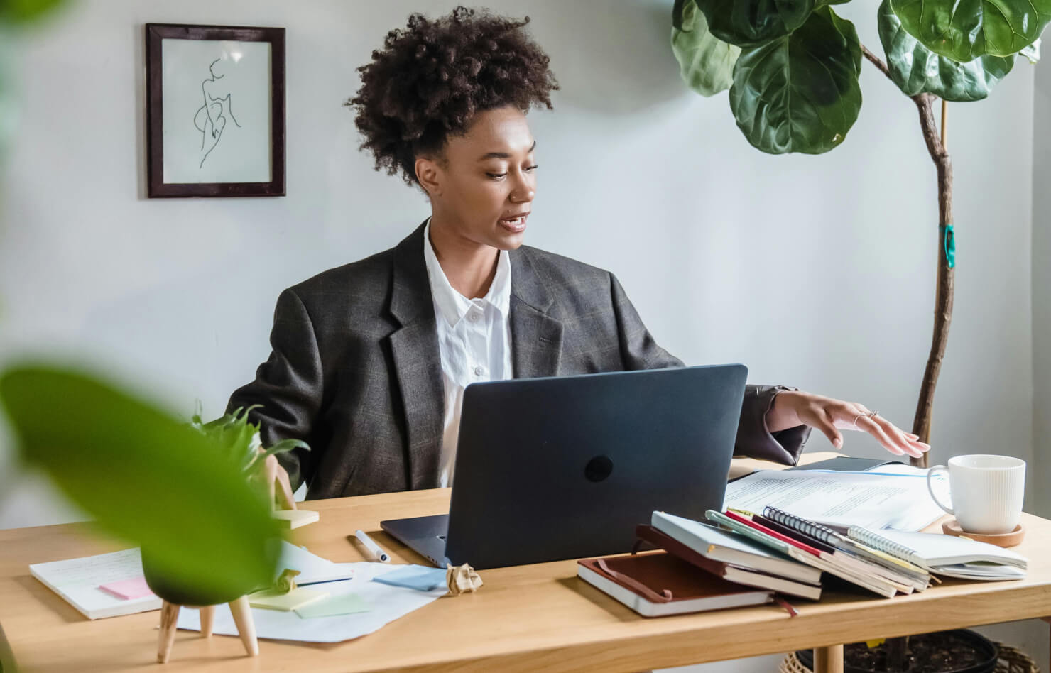 Picture demonstrating a professional graphics designer at work. 